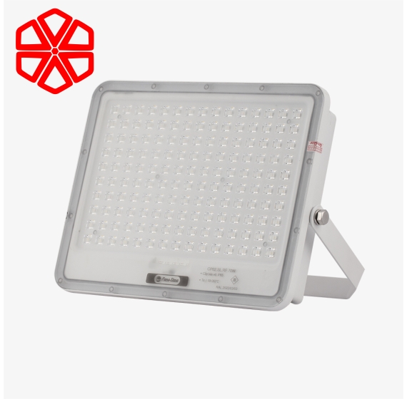 Đèn chiếu pha năng lượng mặt trời 350W tiêu chuẩn 