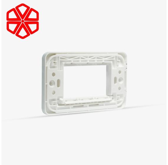 Mặt công tắc ổ cắm âm tường